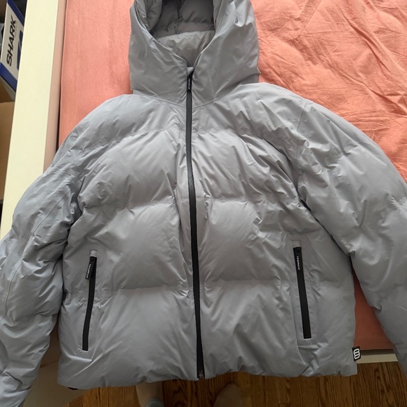 Aritzia The Super Puff₂O™ Shorty Waterproof 700 down fill-power Size S - Picture 1 of 2